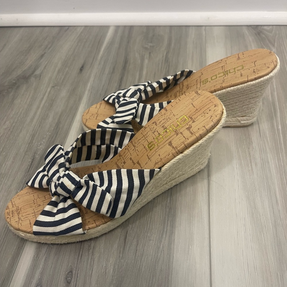 Chico’s size 7. Navy/white striped wedges.